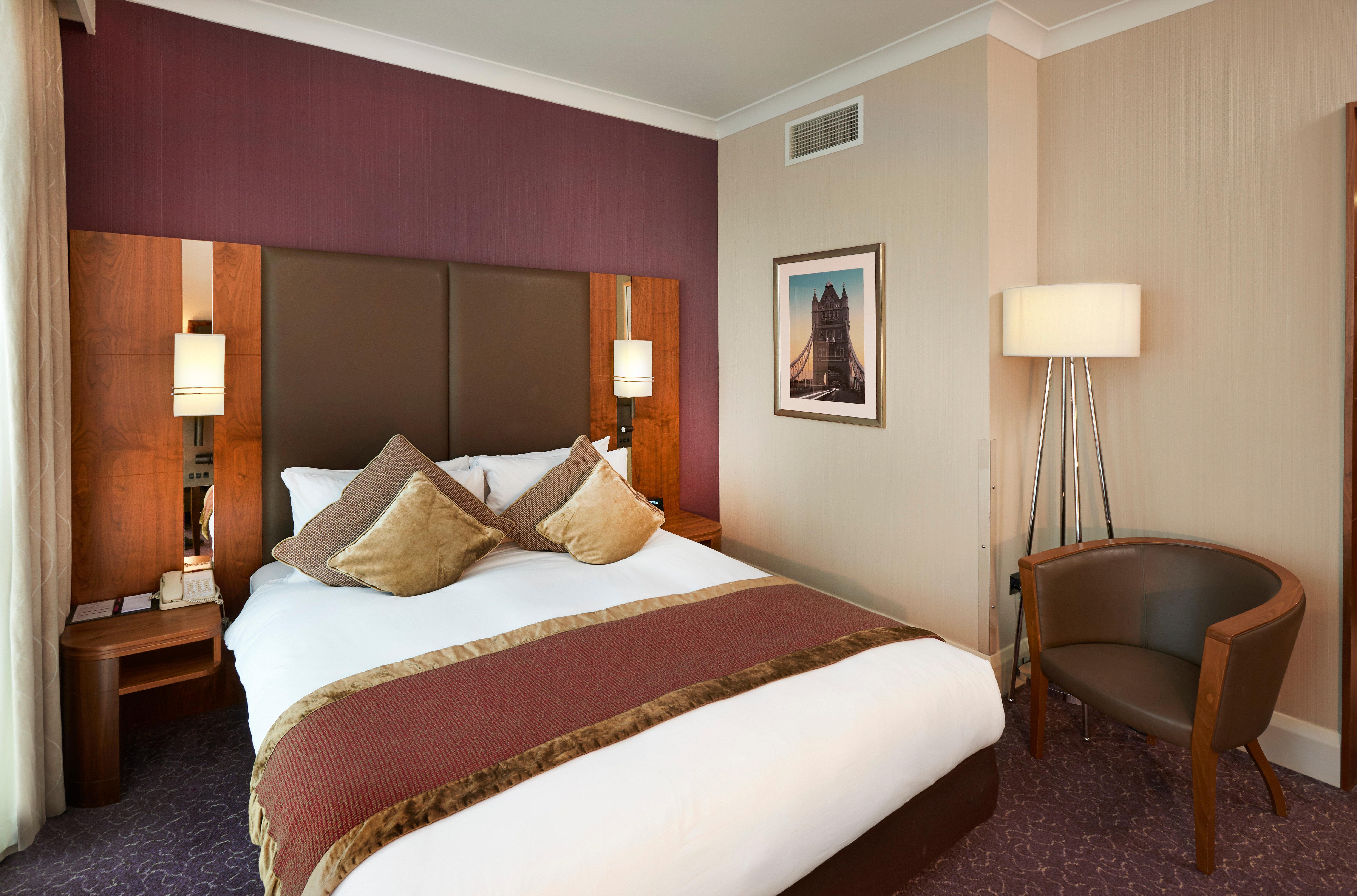 Crowne Plaza London Ealing By Ihg Hotel Exterior foto