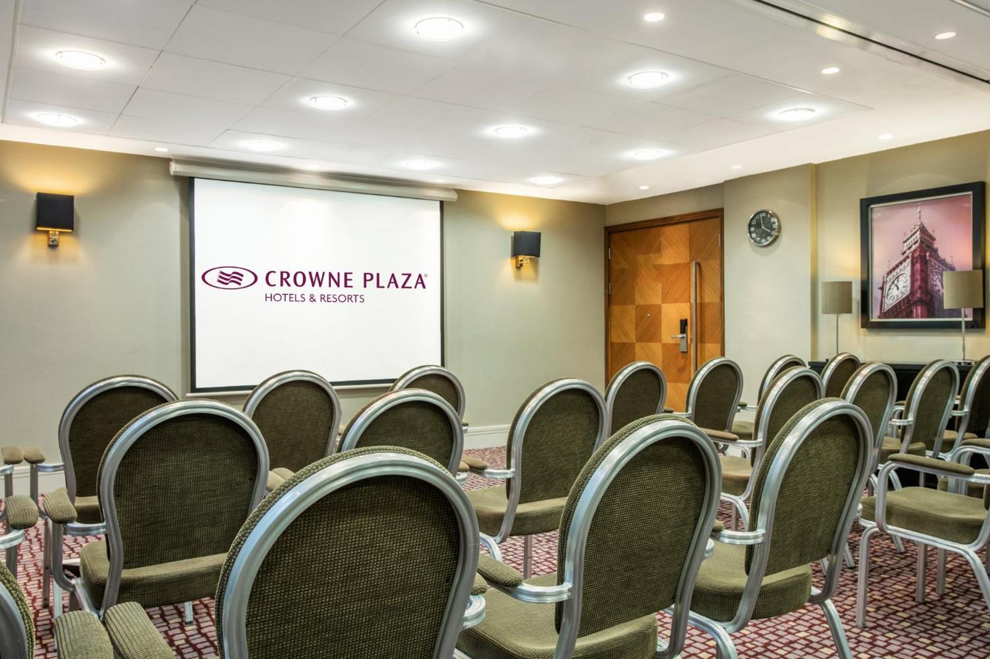Crowne Plaza London Ealing By Ihg Hotel Exterior foto
